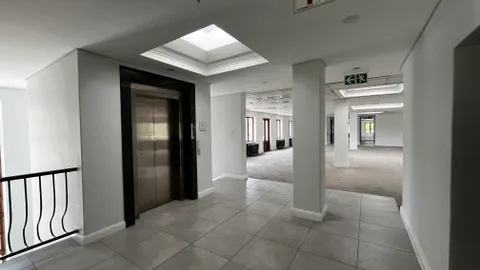 164 Katherine St in Sandton